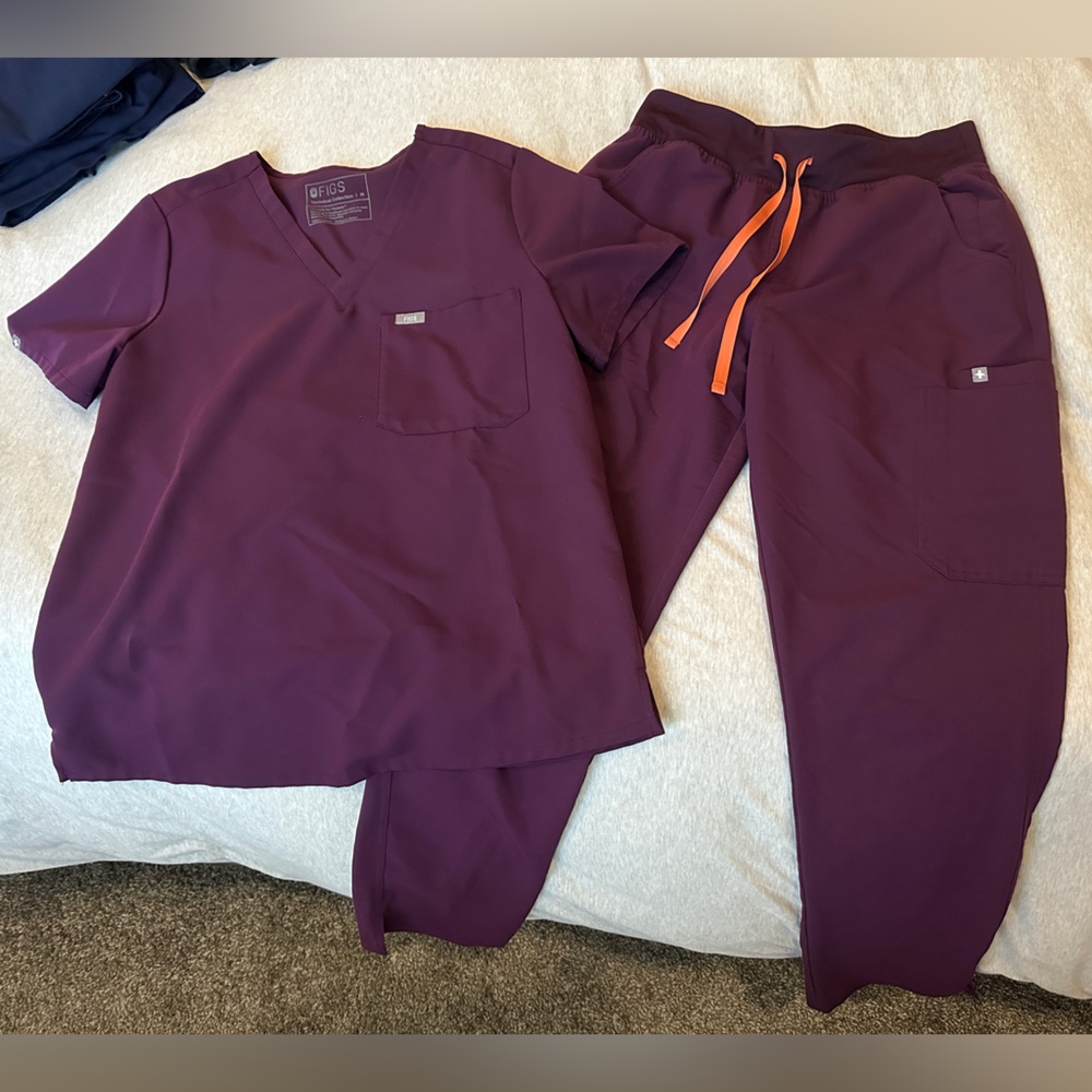 Dark purple Figs set